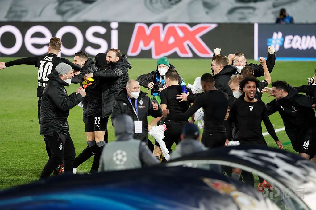 划了多个线 划了多个线