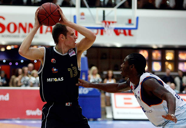 与广告商也 与广告商也