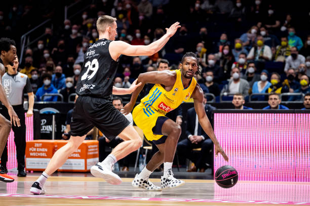 通过深入分 通过深入分